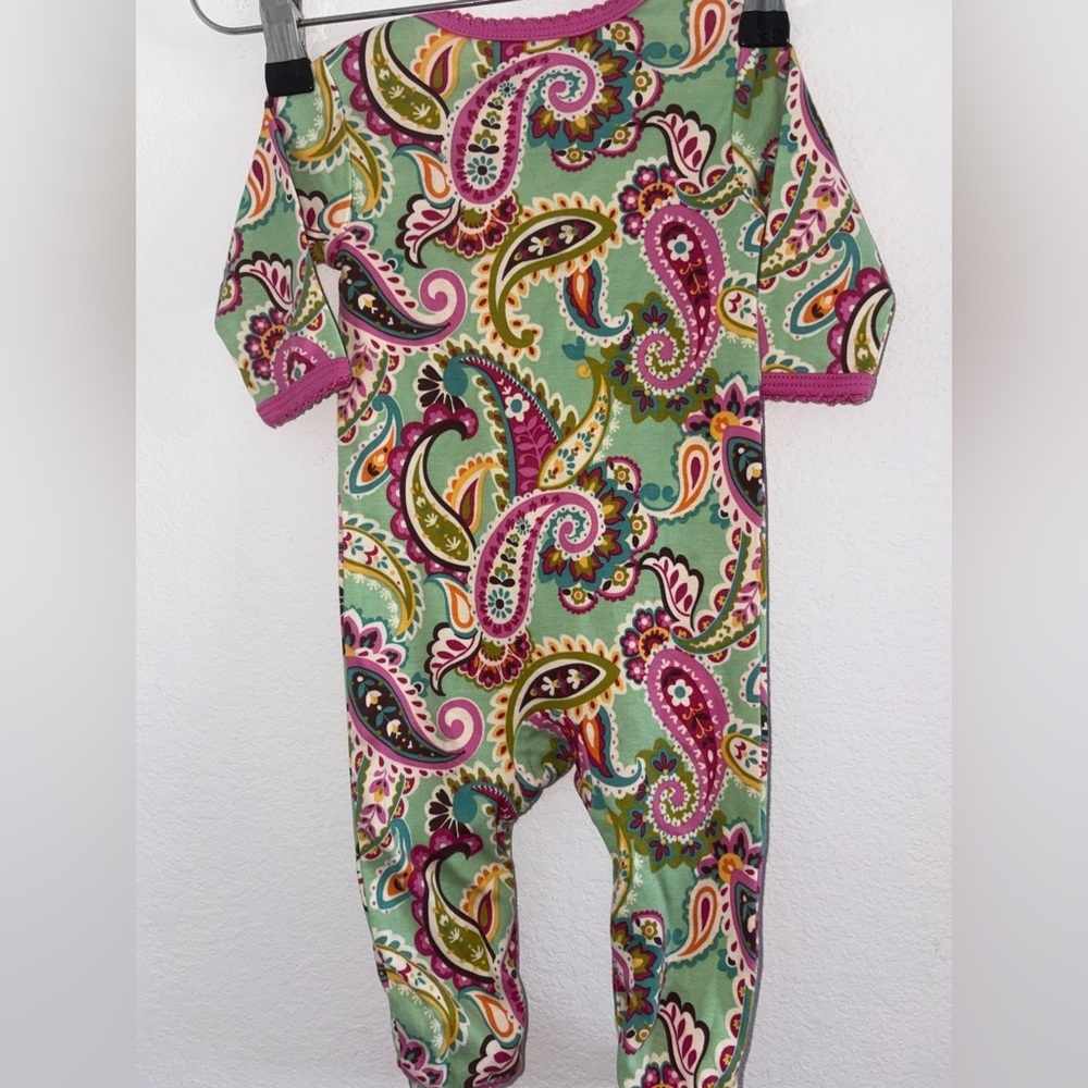 Vera Bradley Baby Tutti Frutti Footed Sleeper 0-3M - Picture 11 of 11